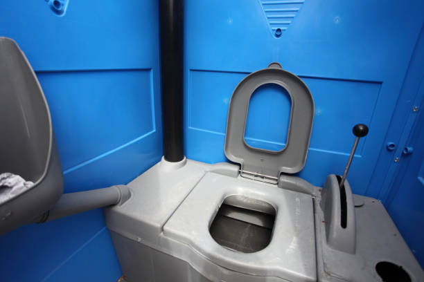 Best Porta potty rental near me  in Edgerton, OH